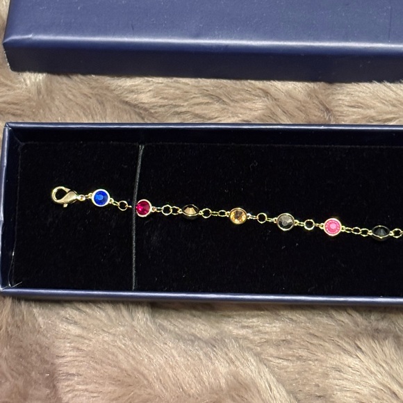 Taylor Swift Bejeweled Bracelet - Picture 2 of 4